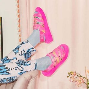 NEW UGG Taffy Pink Fluff Yeah Tiger Flower Slide Sandals 8
